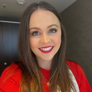 Meet your Posher, Courtney